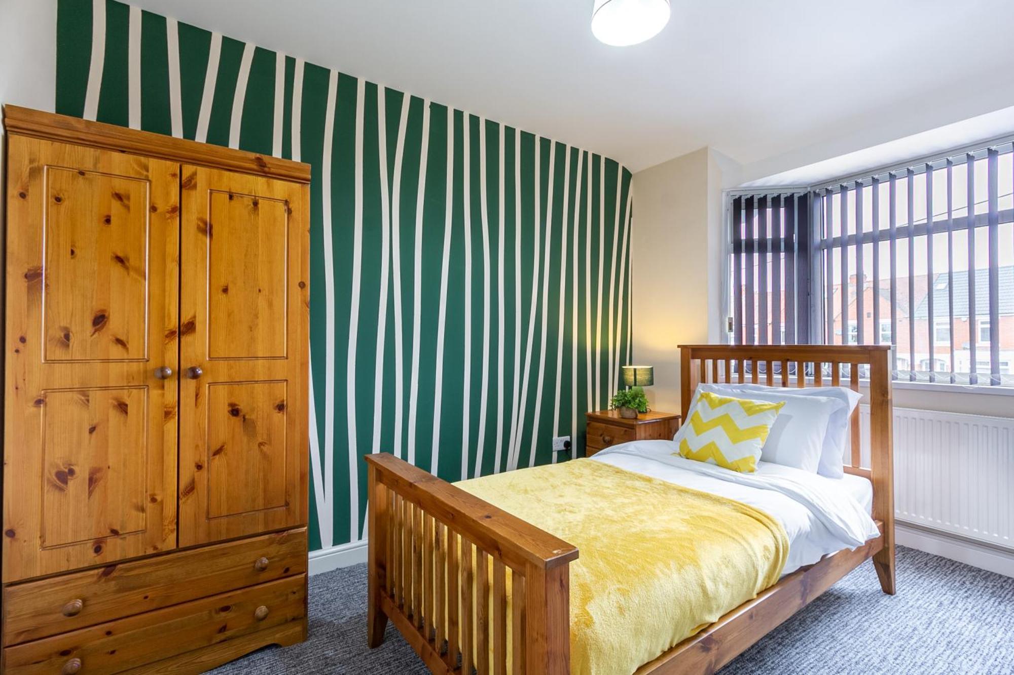 Apartmán Bathway House - Free Secured Parking And Wifi Coventry Exteriér fotografie